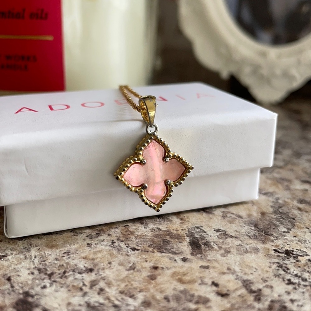 Adornia pink mother of Pearl necklace